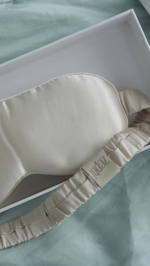 Freshwater Sand Eye Mask