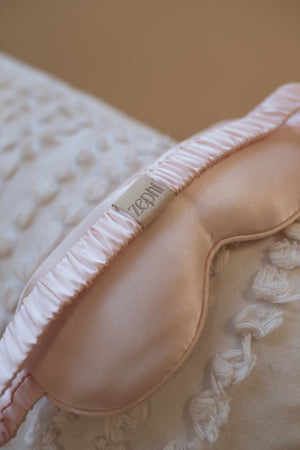 Avalon Blush Heated Eye Mask